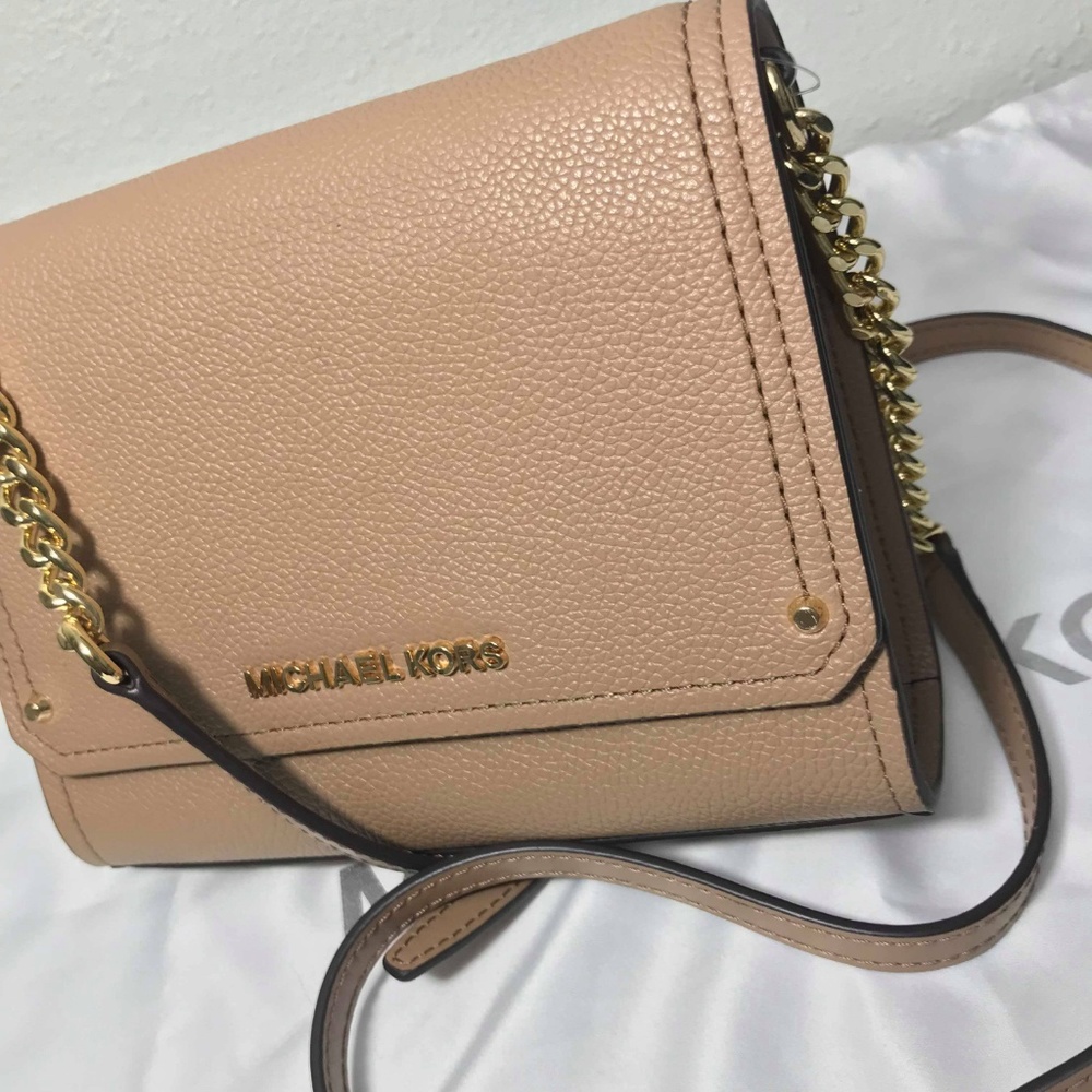 BRAND NEW Michael Kors hayes crossbody - Picture 2 of 4